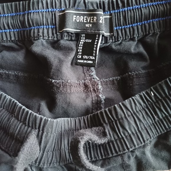 Black Sweatpants from Forever 21 (Male, Small) - Picture 2 of 5